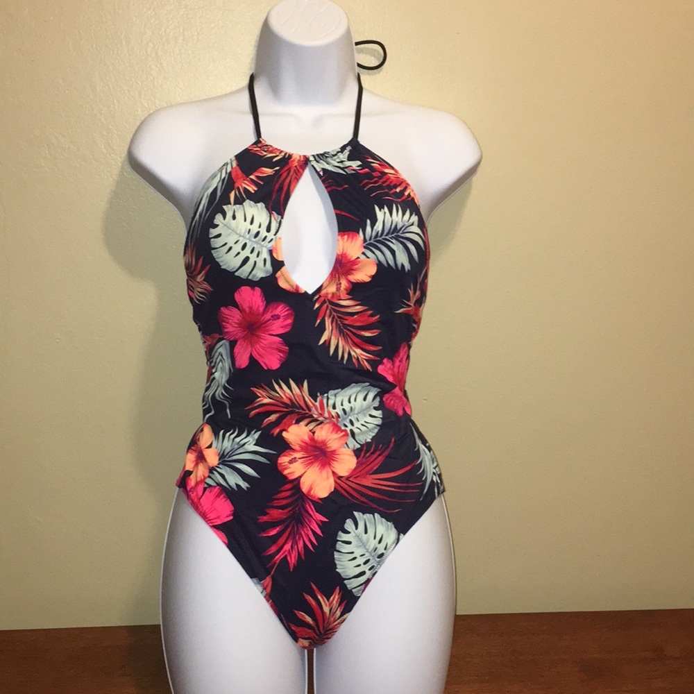 Victoria’s Secret PINK One Piece Floral Swimsuit - Picture 1 of 4